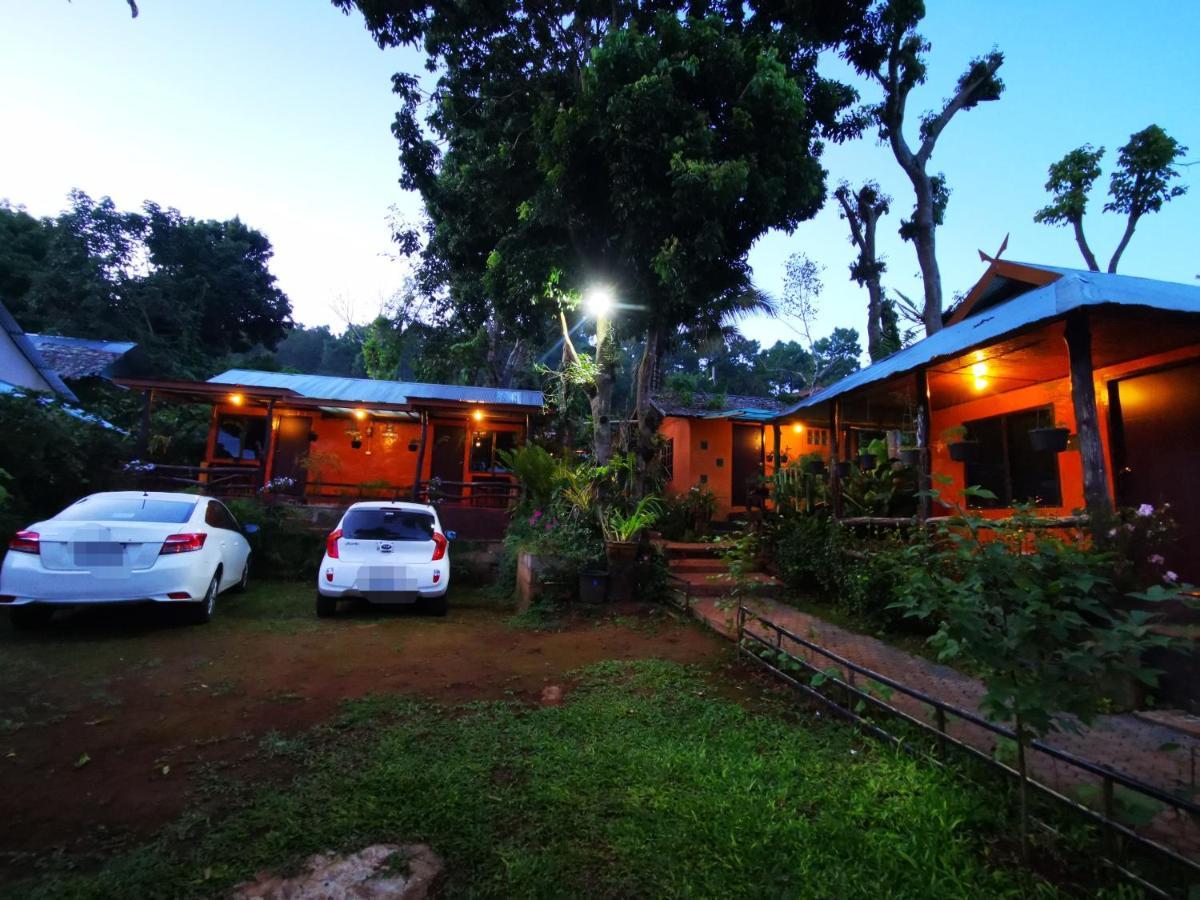 บ้านดินโฮมสเตย์ ปางอุ๋ง Ban Huai Makhuea Som Ngoại thất bức ảnh